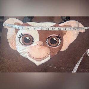 BNWT Awesome “Gizmo” “Gremlins” Fanny pack😍.